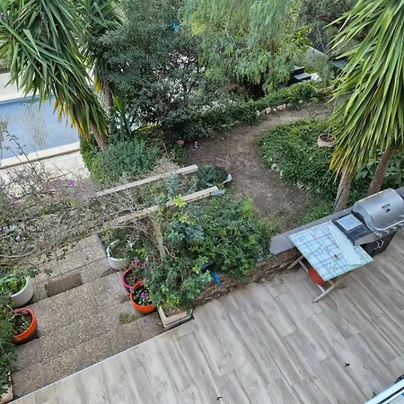 65 M2 Dans Avec Piscine Sur Daire *