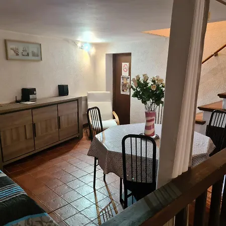 Apartment 65 M2 Dans Avec Piscine Sur