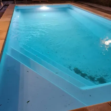 65 M2 Dans Avec Piscine Sur Apartment