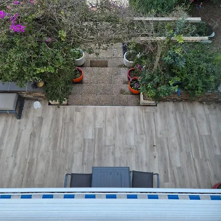 65 M2 Dans Avec Piscine Sur Διαμέρισμα